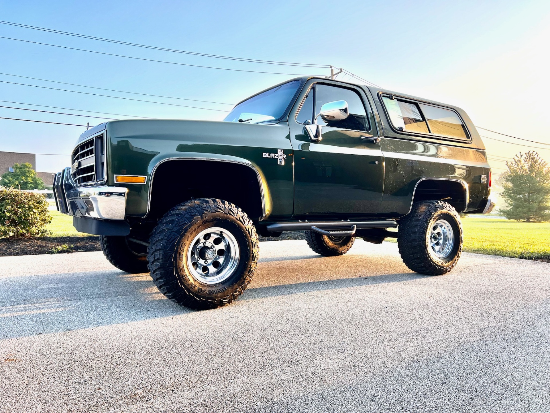 Completed green K5 Blazer build